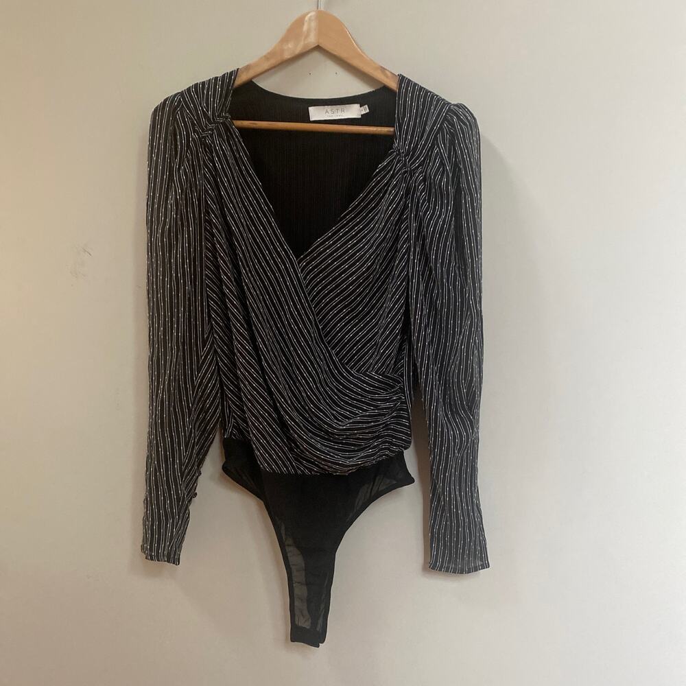 ASTR the Label Long Sleeve Bodysuit Black White Stripe Size Small - Picture 2 of 8